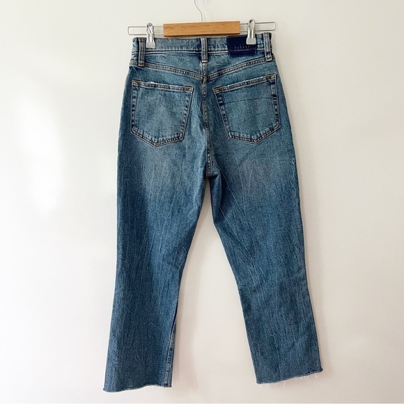 Nwt Abercrombie & Fitch Curve Love Ultra High Rise Ankle Straight Jean - Picture 2 of 9